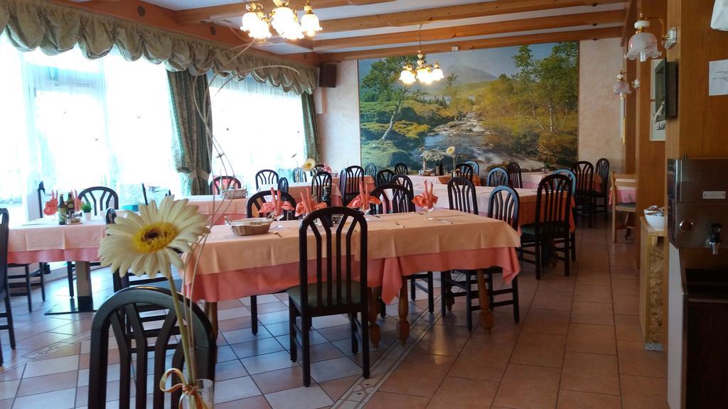 La Piroga Hotel 3*